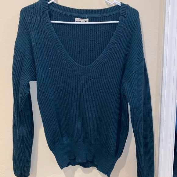Pacsun Dark Green V-neck Sweater Size XS - Picture 1 of 3